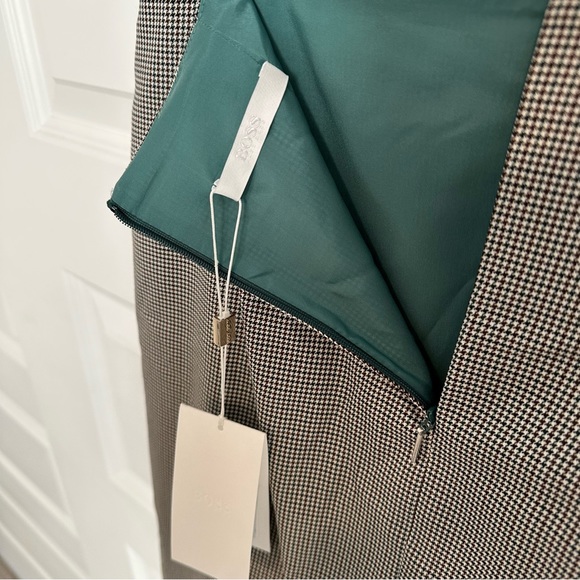 NWT Hugo Boss Stretch Wool Slim-fit Faux Wrap Pencil Skirt - Picture 9 of 12